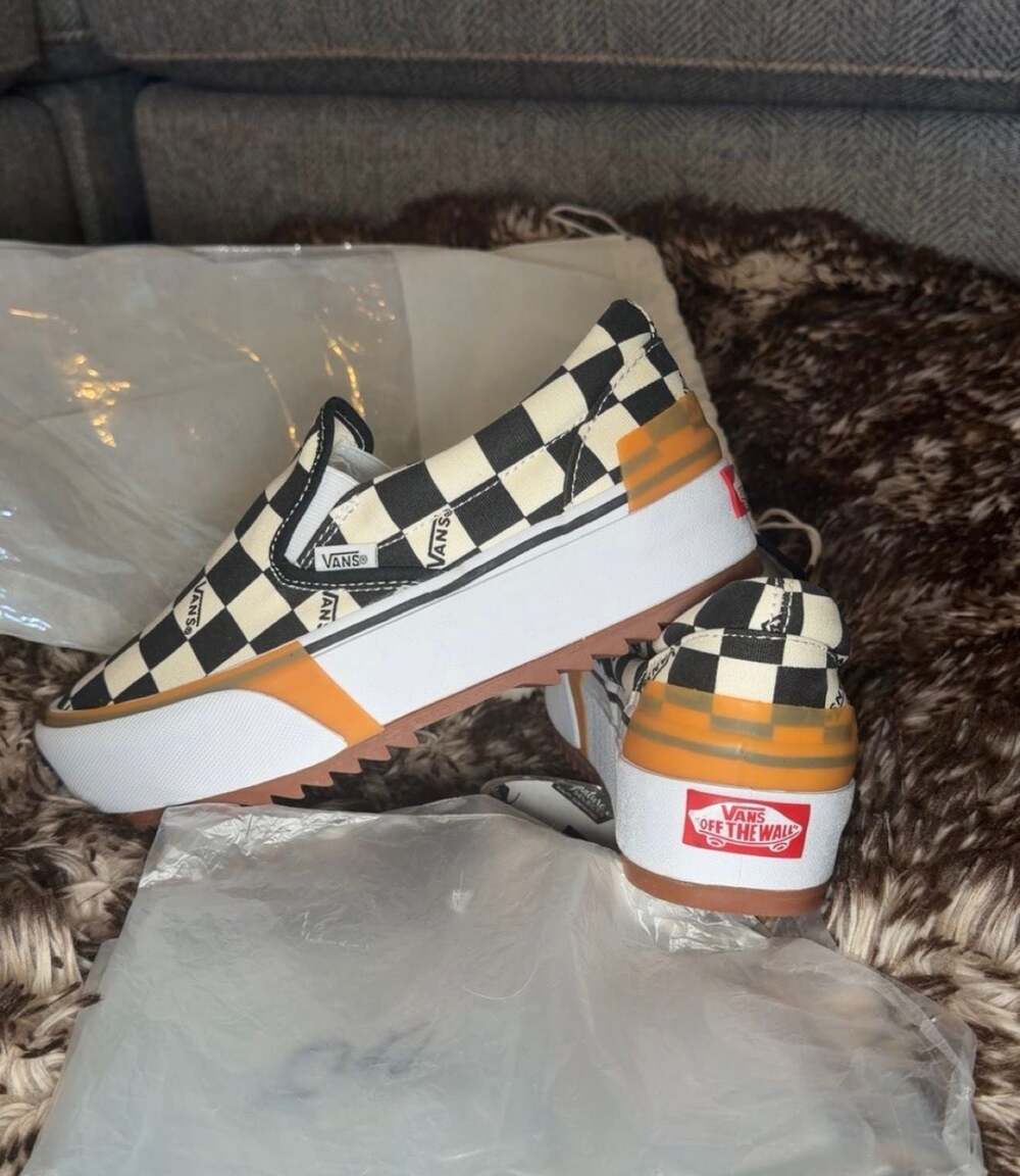 Vans Women’s Slip-On Checkerboard Platform Shoes-NEW!!! Size 8